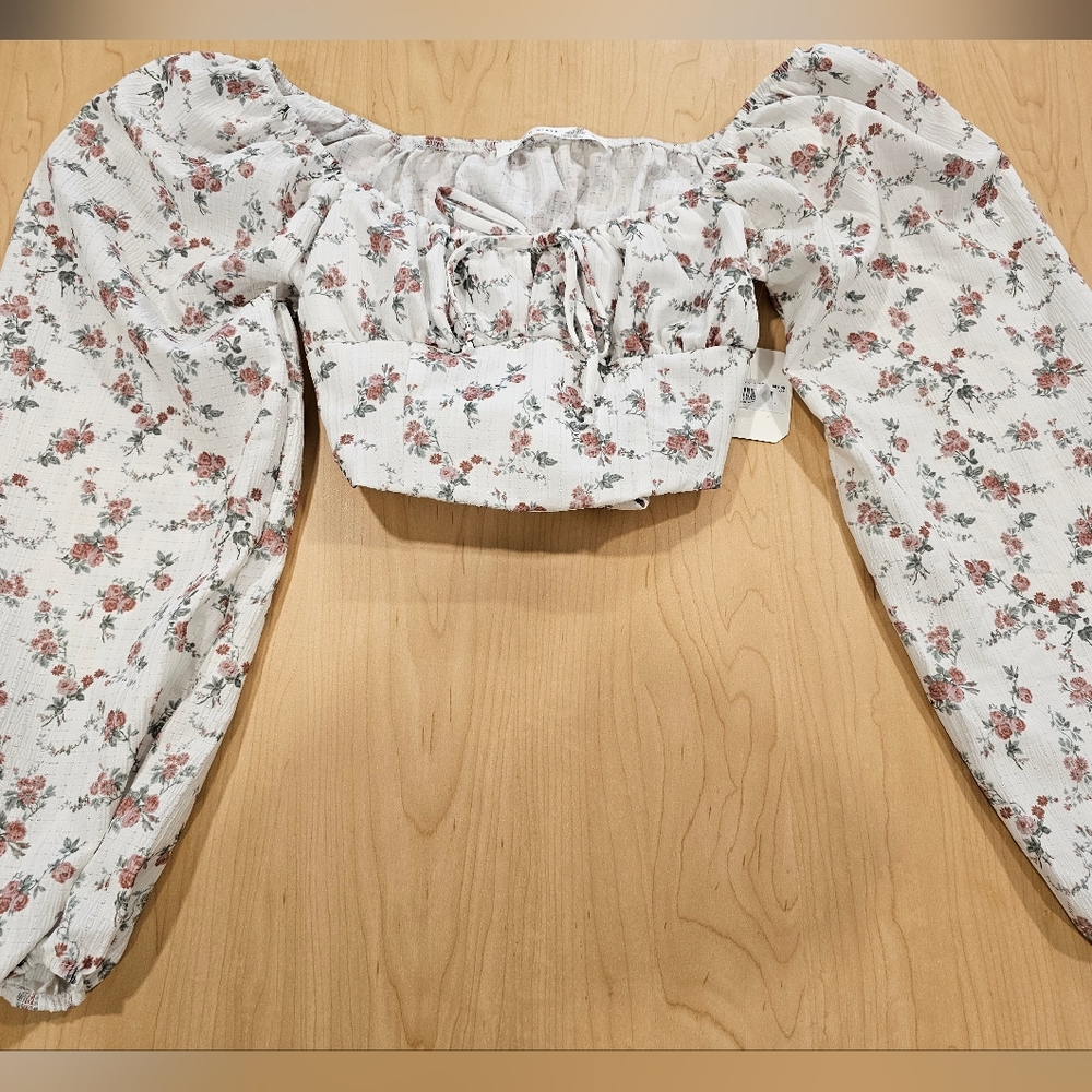 XXS Altar'd State Cropped Floral Shirt